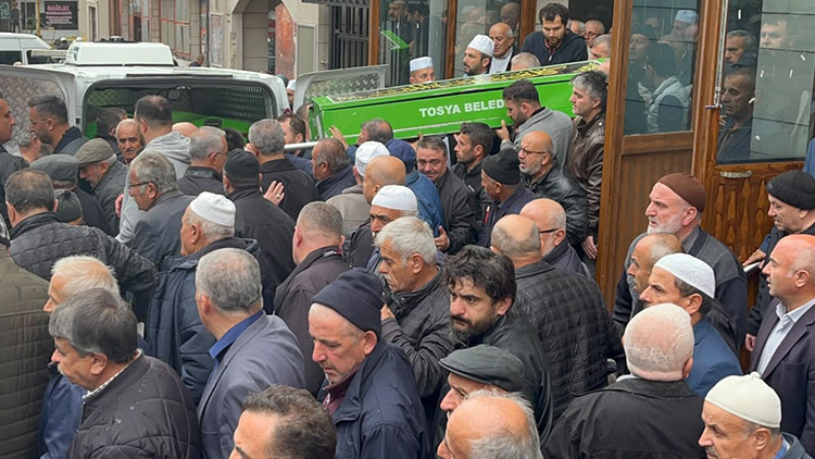 Kastamonu'da Öldürülen İmam Son Yolculuğuna Uğurlandı