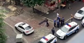 Kavgada Esnaftan Bıçak İstedi, Alamayınca Polisi Yaraladı