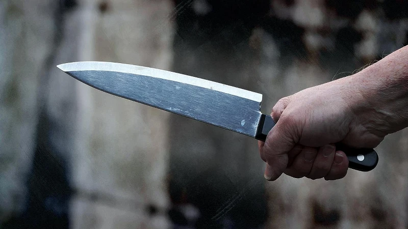 Kayseri'de AVM önünde bıçaklı kavga: 1 yaralı
