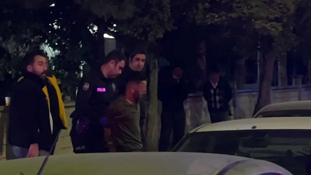 Kayseri'de Trajedi: Oğul Babasını Bıçakladı, Sonra İntihar Etti