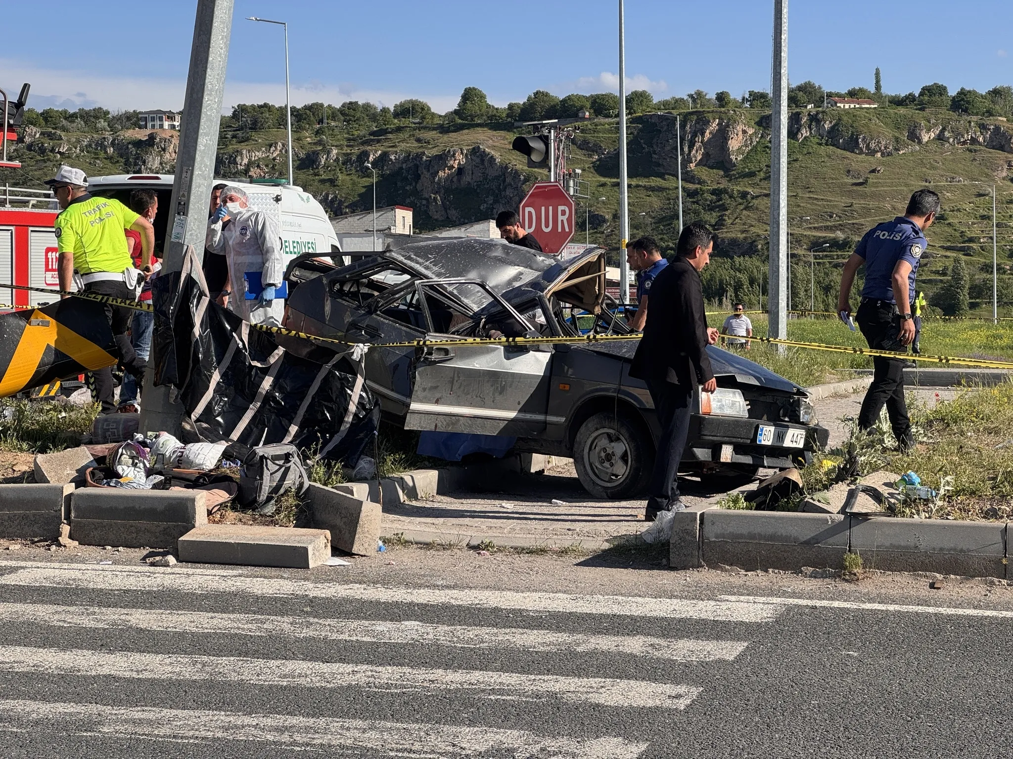 Kayseri'de otomobiller çarpıştı: 3 ölü, 5 yaralı