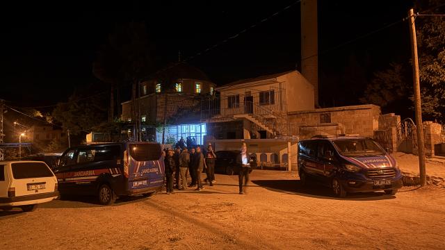 Kayseri'de cami avlusunda bıçaklı saldırı: 2 ölü