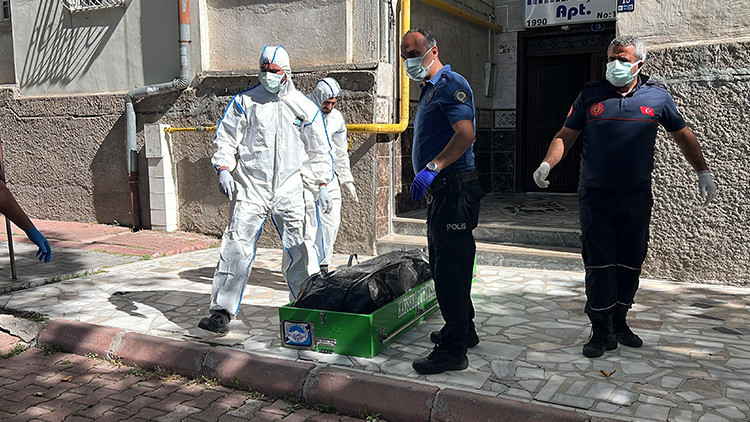 Kayseri'de Evinde Ölü Bulundu: Deniz Karacabey'den 6 Gün Haber Alınamamıştı