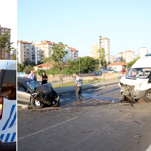Kayseri'de karşı şeritli kaza: Otomobil minibüsle çarpıştı, 2 yaralı