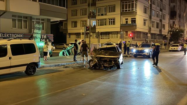Kayseri'de polis aracı kazası: 3 yaralı