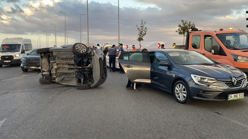 Kayseri'de Zincirleme Kaza: 4 Yaralı
