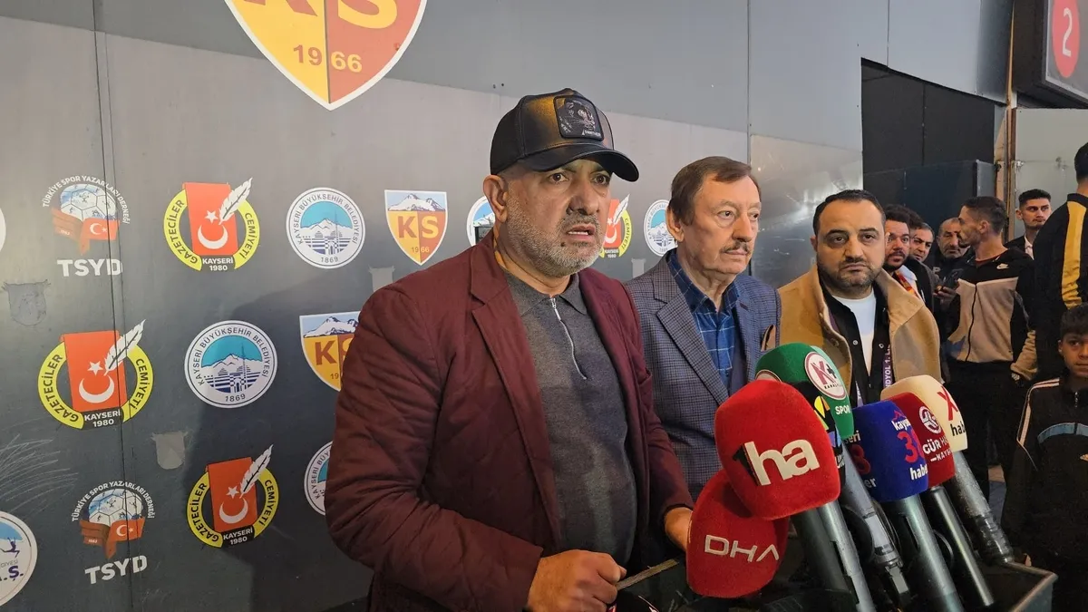 Kayserispor Başkanı Çamlı'dan Selçuk Şahin'e Sert Uyarı