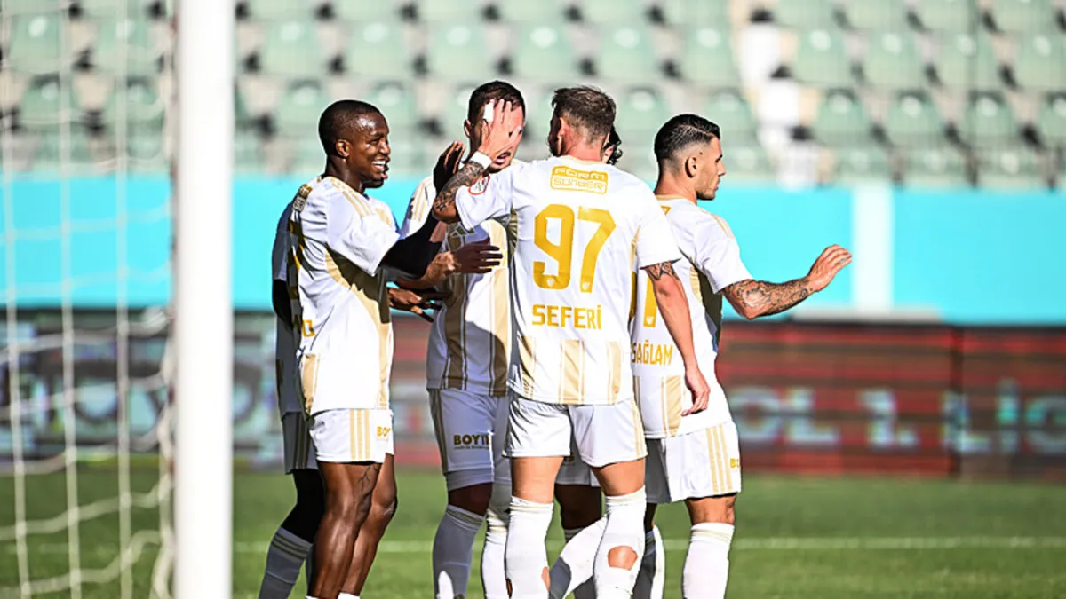 Kayserispor, Esenler Erokspor'u 3-0 Mağlup Etti