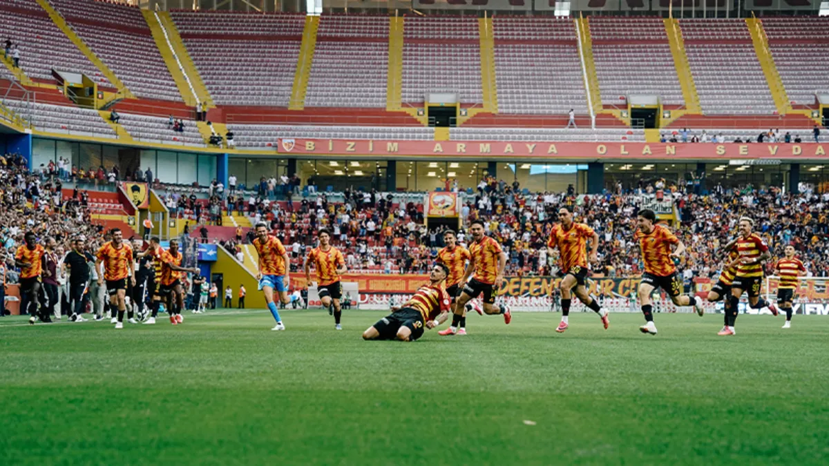 Kayserispor Sivasspor'u 2-0 Mağlup Etti