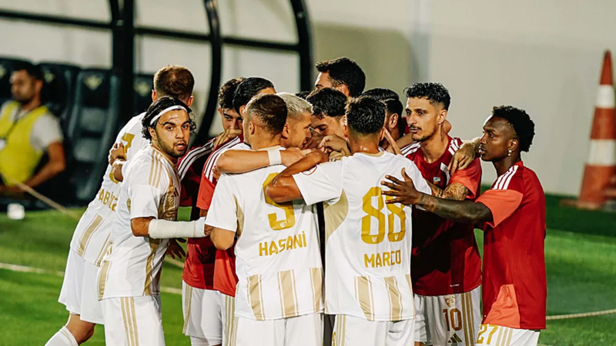 Kayserispor, Vanspor FK'yı 2-0 Mağlup Ederek Lige Başladı