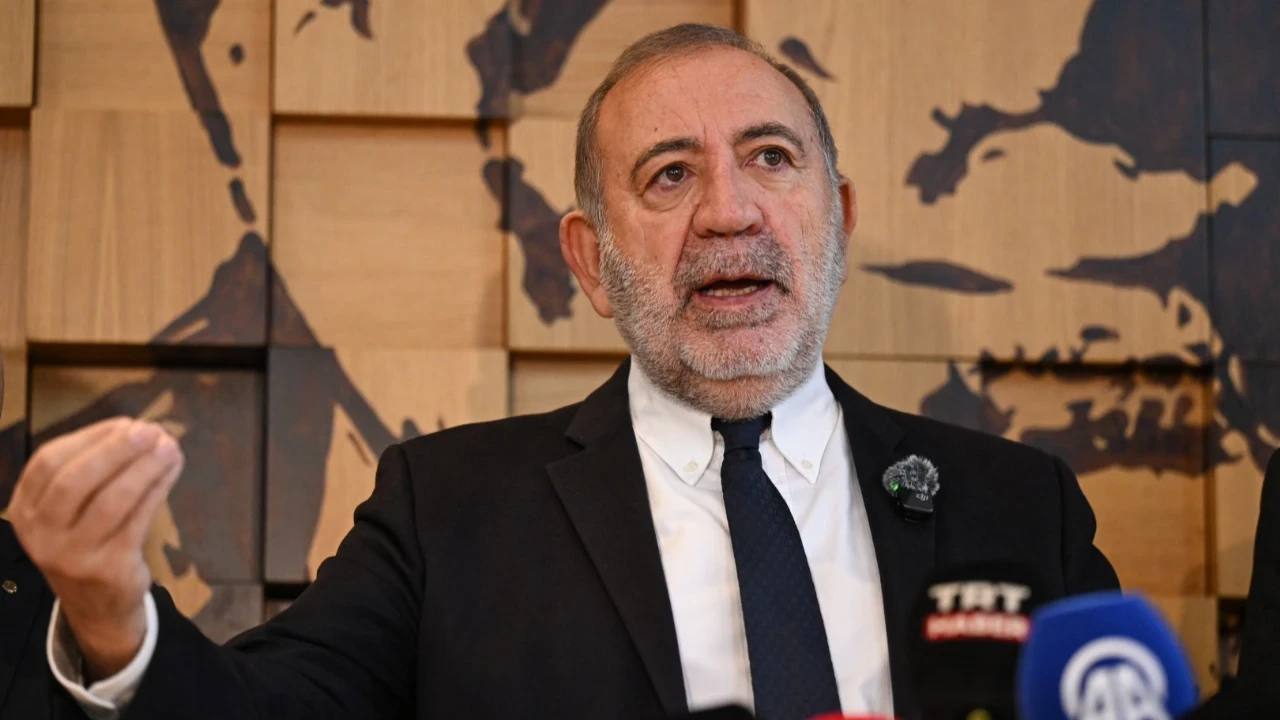 Kayyımlık Sona Erdi: Gürsel Tekin'den Yapılanma Sinyali