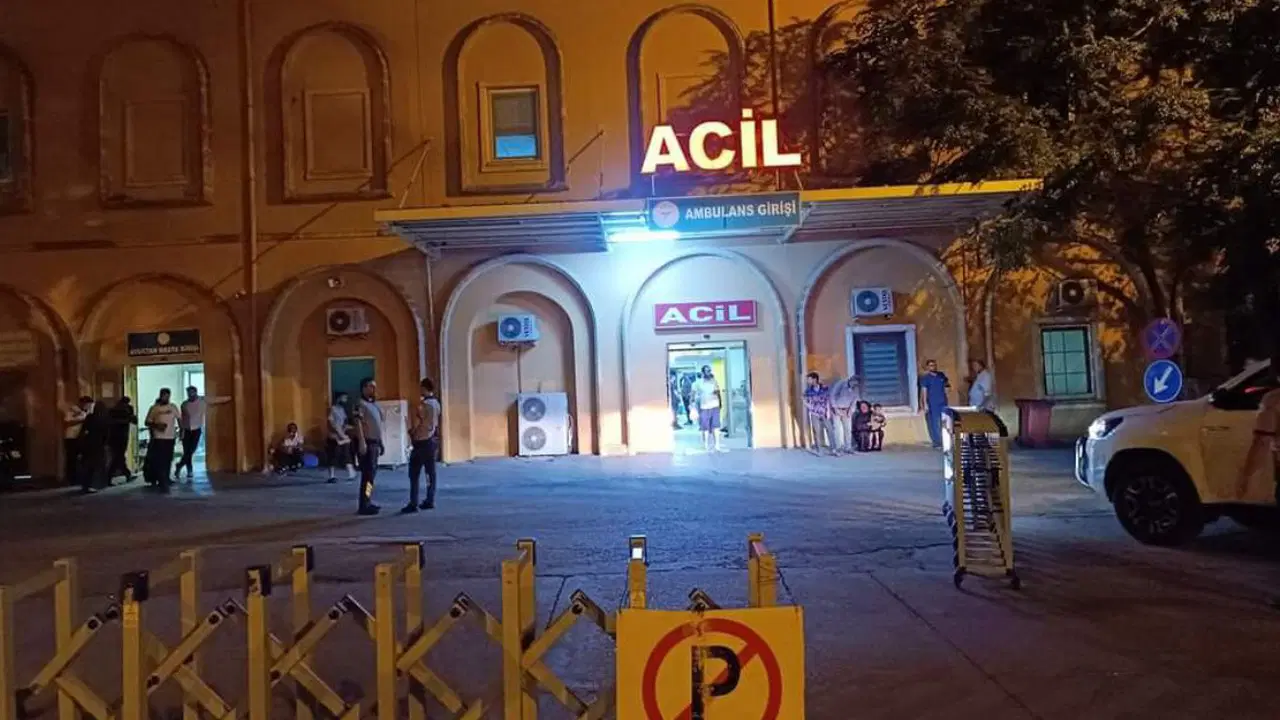 Kızıltepe'de Bıçaklı Kavga: 1 Çocuk Yaralı