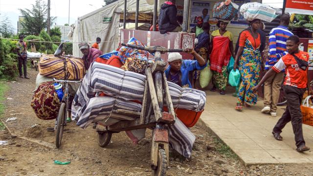KDC'de Ebola salgınında vaka sayısı 1000'i aştı: 1077