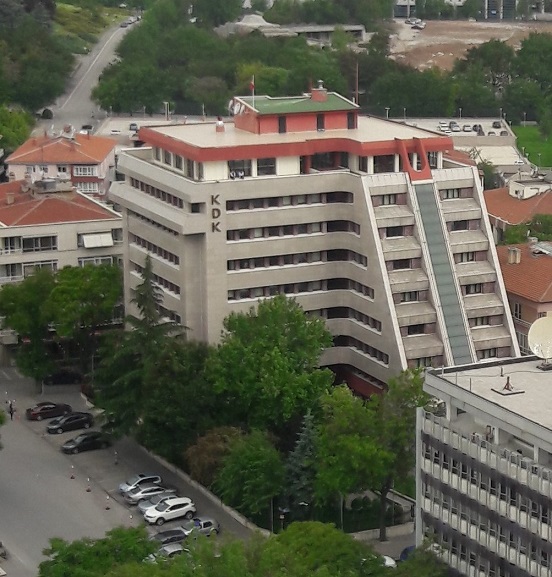 KDK'dan istenmeyen arama ve mesajlara karşı operatörlere uyarı kararı