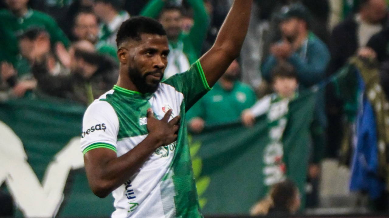 Kelechi Iheanacho durdurulamıyor: Bursaspor evinde galip