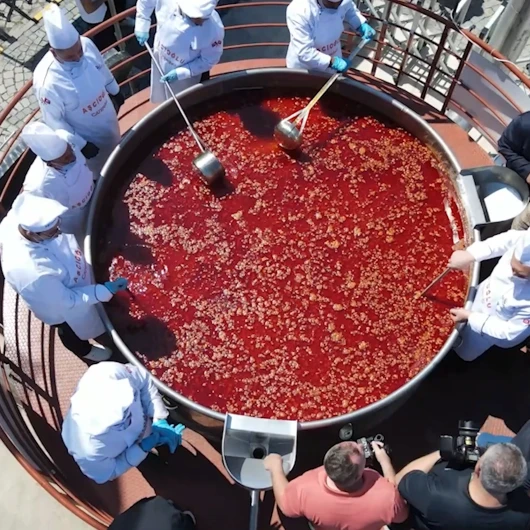 Kelkit Şeker Fasulyesi ile dünya rekoru: Tek kazanda 6 bin 840 litre
