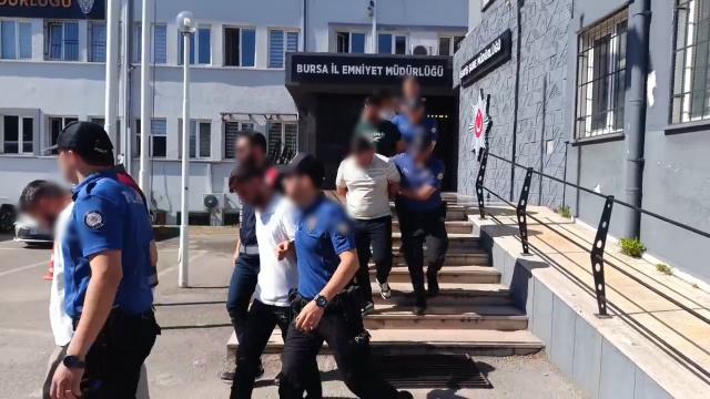 Kendini polis olarak tanıtıp 100 milyon TL dolandırdılar: 6 tutuklama