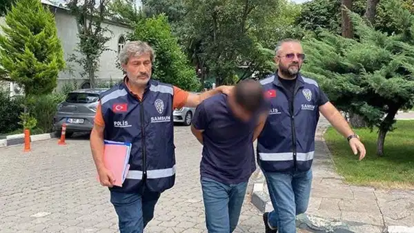 Kendini Polis Tanıtıp 1,5 Milyon Lira Dolandırdı