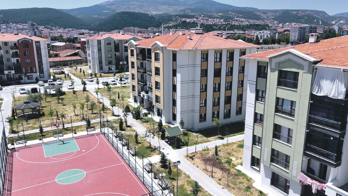 Kentsel Dönüşümde 'Yarısı Bizden' Kampanyası: Güvenli Evler İçin Yol Haritası