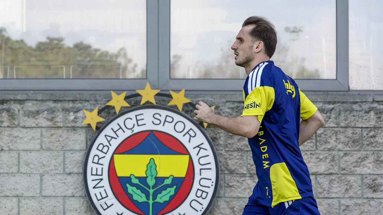 Kerem Aktürkoğlu sahalara döndü: Fenerbahçe'de sevindiren gelişme