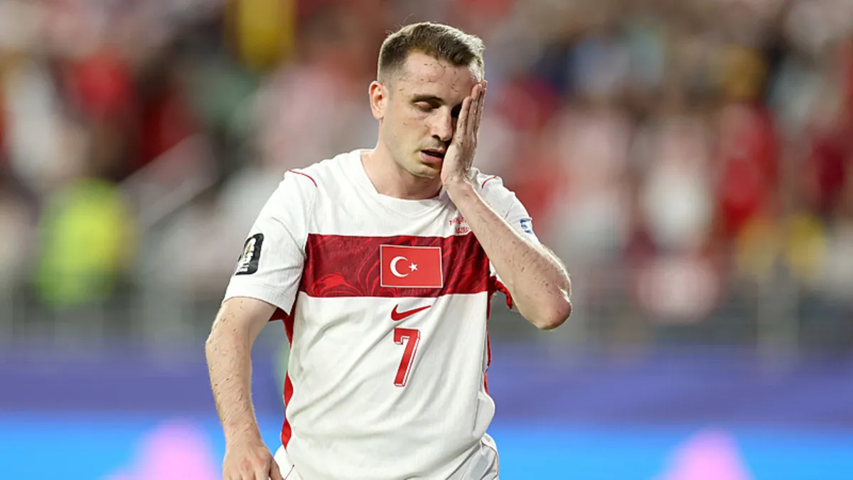 Kerem Aktürkoğlu'ndan Dünya Kupası İçin Üzgünüz Mesajı