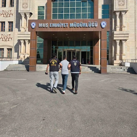 Kesinleşmiş 5 Yıl Hapis Cezası Bulunan Firari Muş'ta Yakalandı