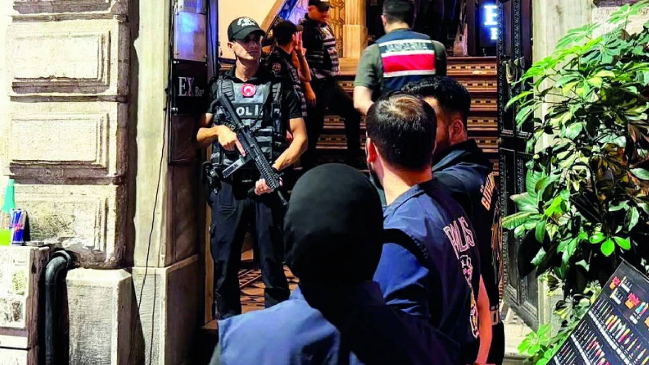KESK'ten 'Ailem Güvende' Operasyonlarına Sert Tepki: Ayrımcılık Yasağı İhlal Ediliyor