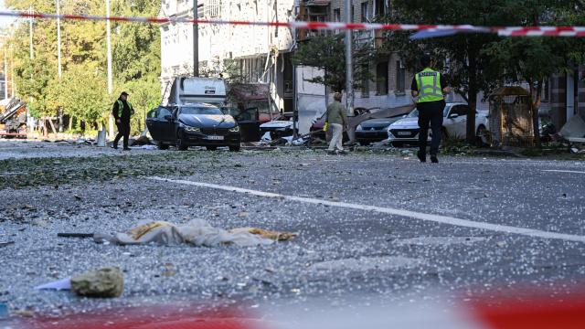 Kiev ve Zaporijya'ya Rus Saldırısı: 1 Ölü, 4 Yaralı