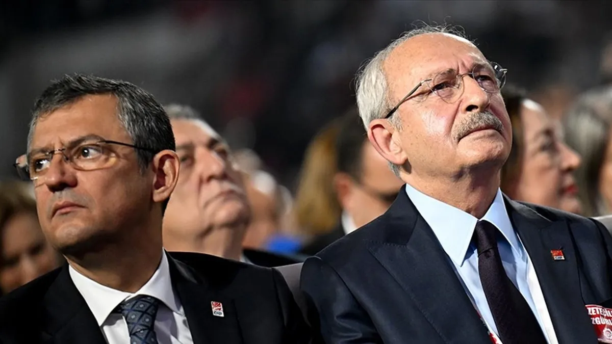 Kılıçdaroğlu 43 il başkanını görevden aldı, 31'i Özgür Özel'e destek veriyor