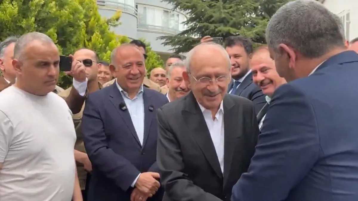 Kılıçdaroğlu'ndan Arınma Buluşması: Gürsel Tekin ve Barış Yarkadaş da Katıldı