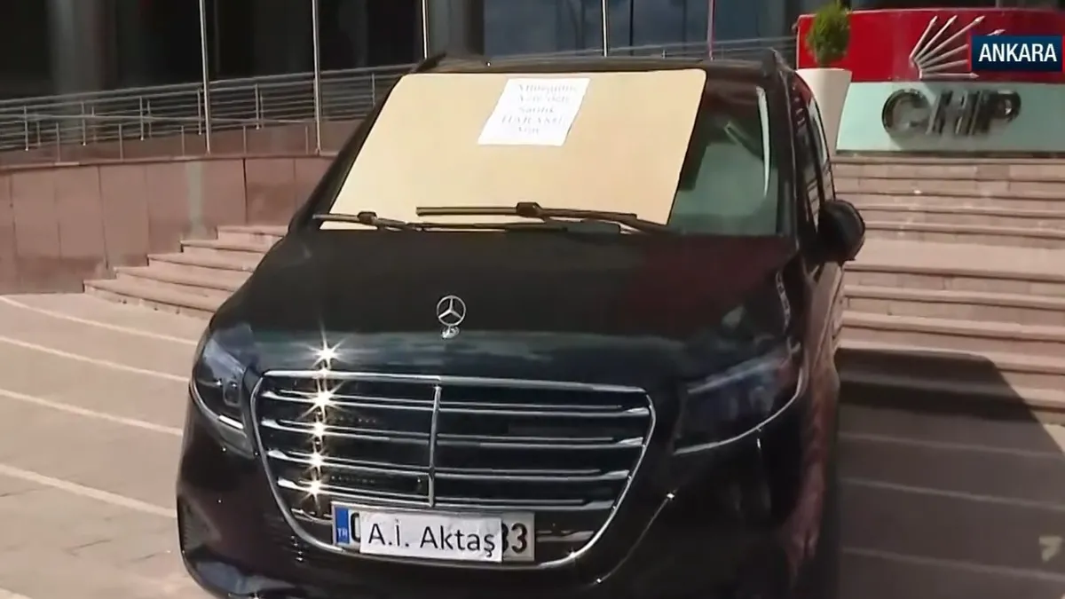 Kılıçdaroğlu CHP'de 'arınma' başlattı: Özel'e ait makam araçları satılığa çıktı