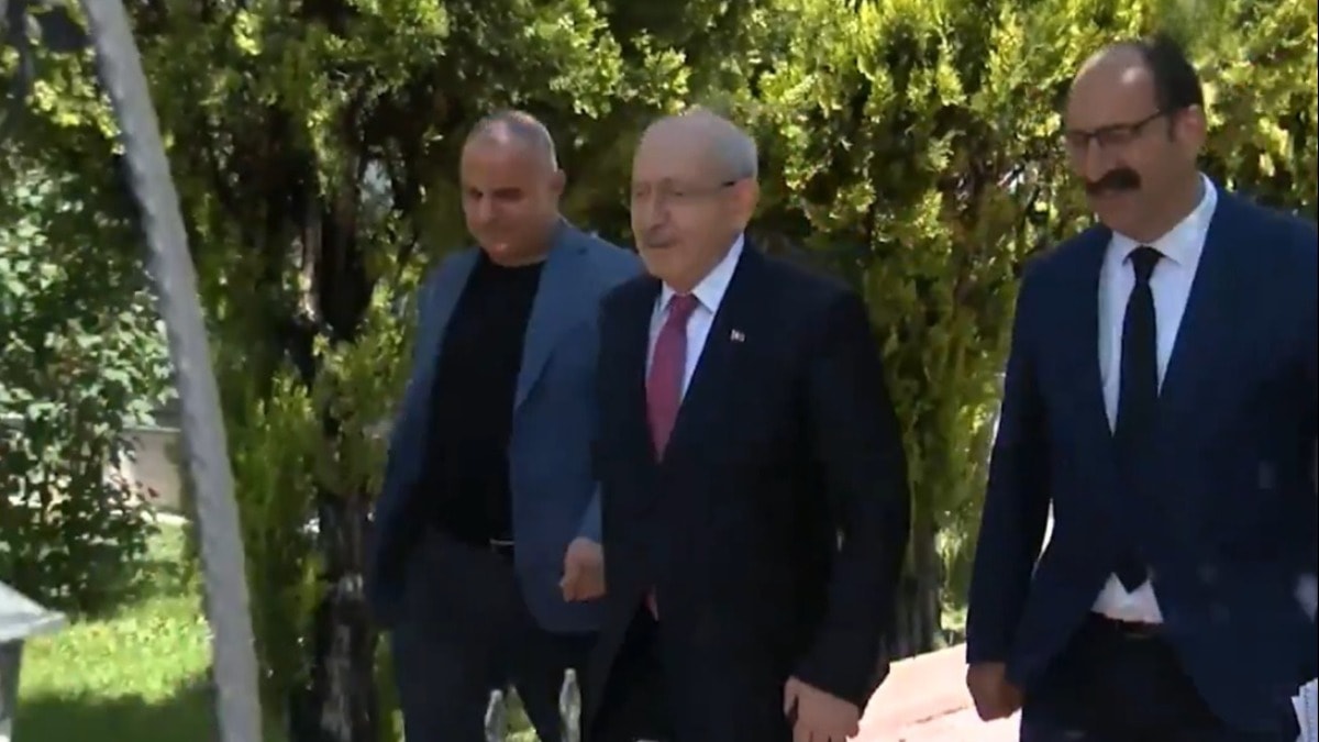 Kılıçdaroğlu'ndan gazeteciye 'kurultay' sorusuna sessiz kalma