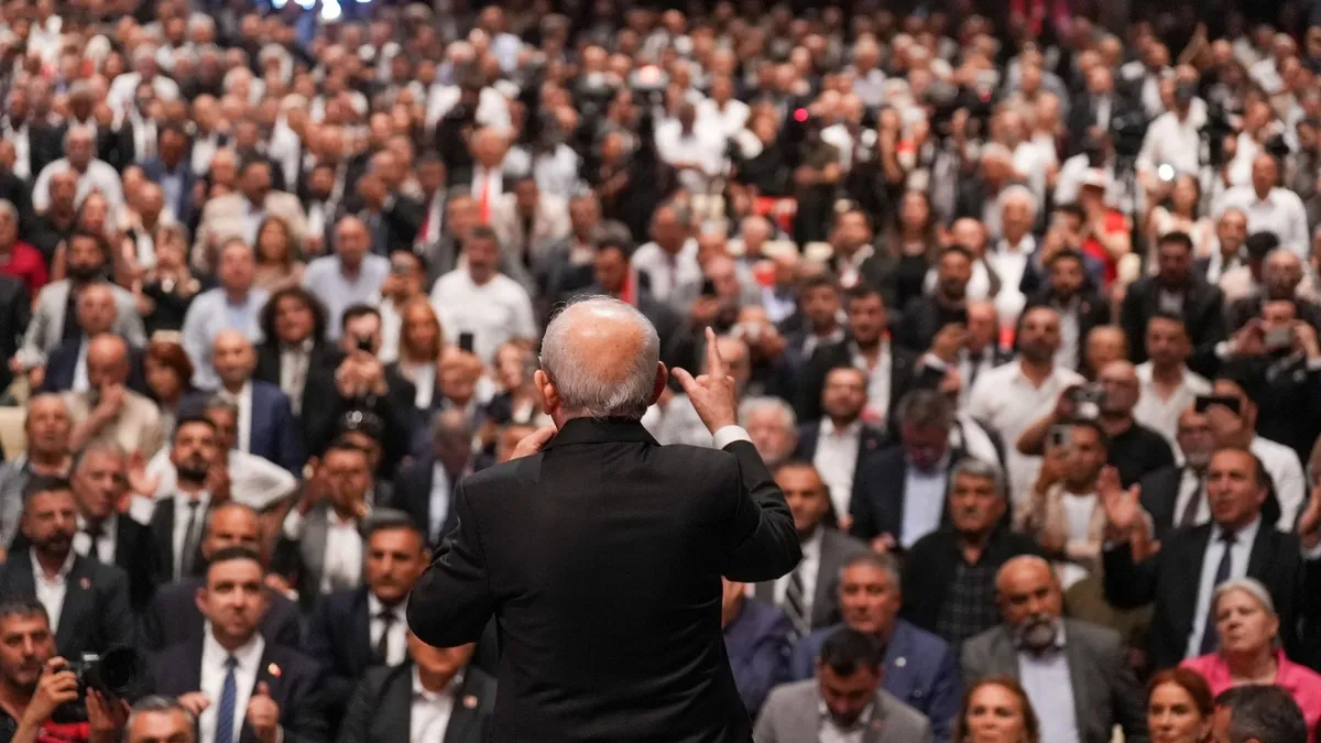 Kılıçdaroğlu Grup Başkanvekillerini Değiştiriyor