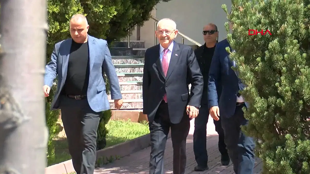 Kılıçdaroğlu'ndan kurultay sorusuna sessizlik