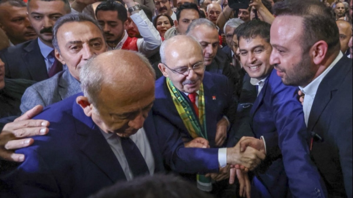 Kılıçdaroğlu Tekin'i İşaret Etti Ama Faturayı Kesemedi