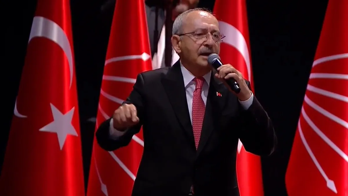 Kılıçdaroğlu'ndan Özel'e: CHP kurultaylarında para olmaz pul olmaz