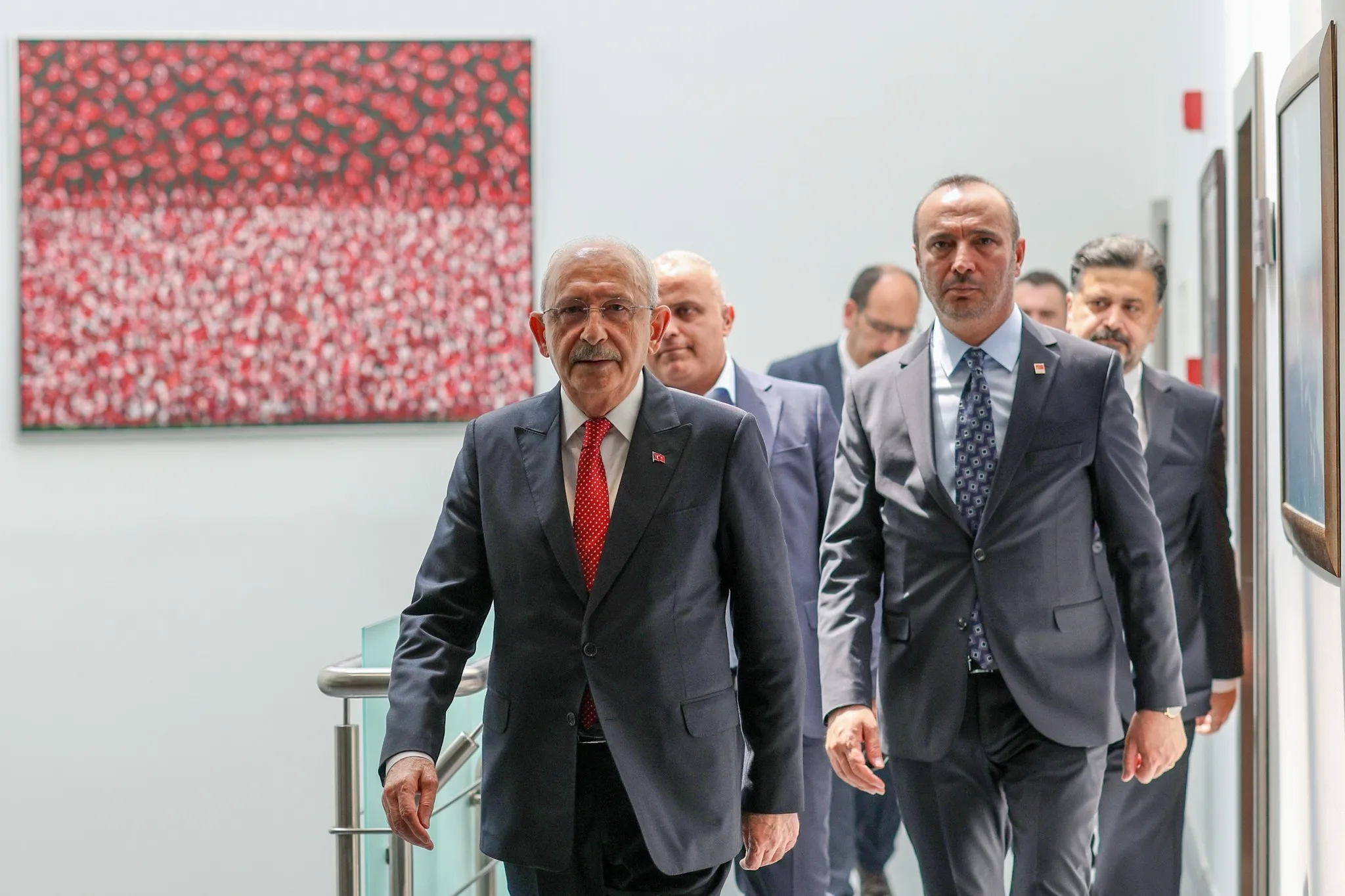 Kılıçdaroğlu'nun masasında sümen altı edilen rüşvet fezlekeleri: Büyük hesaplaşma başlıyor