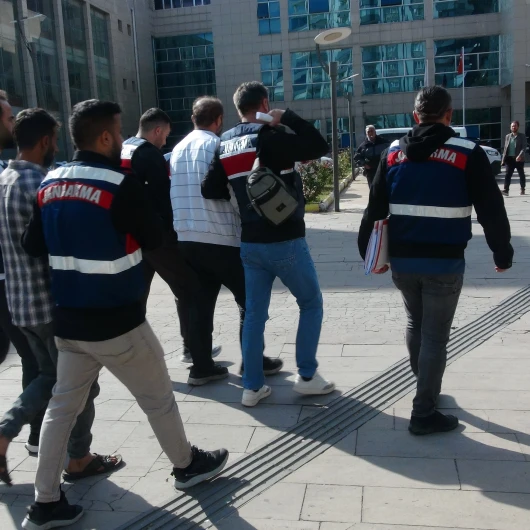 Kilis'te DEAŞ Operasyonu: 2 Gözaltı, 1 Tutuklama
