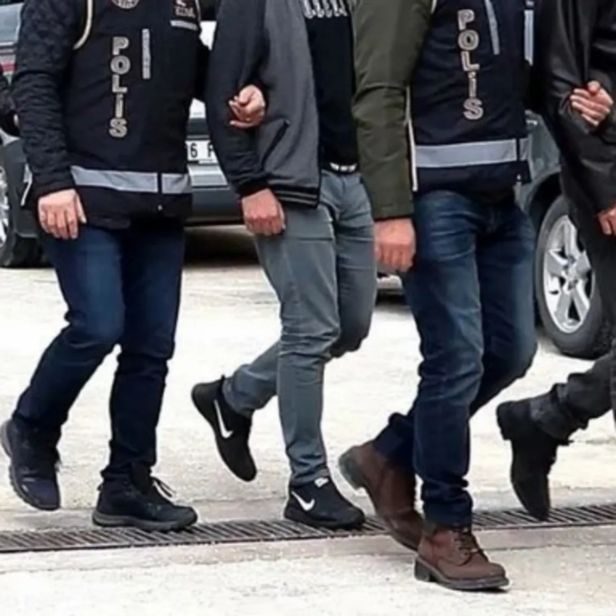 Kilis'te İhaleye Fesat ve Rüşvet Operasyonu: 3 Gözaltı