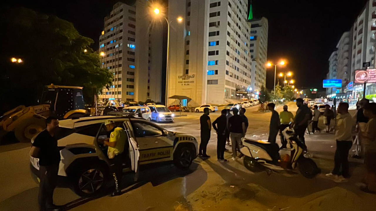 Kilis'te motosiklet kazası: 5 kişi yaralandı