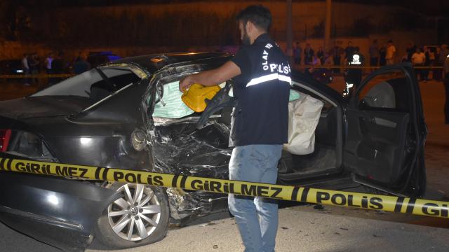 Kırıkkale'de motosiklet ile otomobil çarpışması: 1 ölü, 1 yaralı