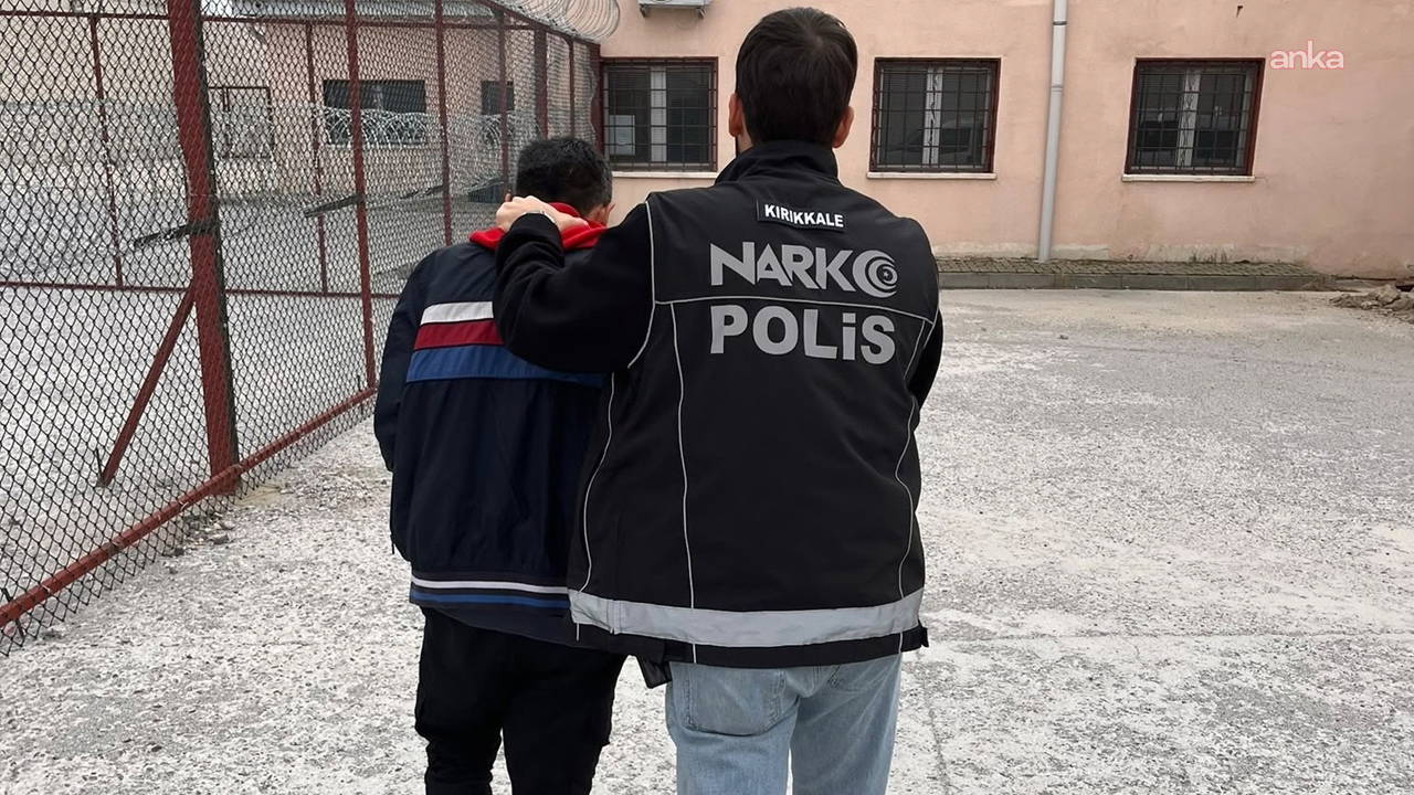 Kırıkkale'de Uyuşturucu Operasyonu: 3 Tutuklama, 110 Sentetik Hap Ele Geçirildi