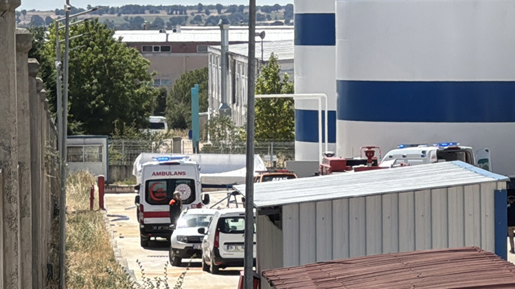 Kırklareli'nde içecek fabrikasında patlama: 2 işçi hayatını kaybetti