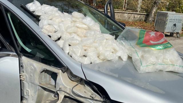 Kırklareli'de Otomobilde 40 Kilo Metamfetamin Ele Geçirildi