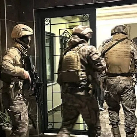 Kırmızı bültenle aranan zehir taciri kadın Avcılar'da yakalandı