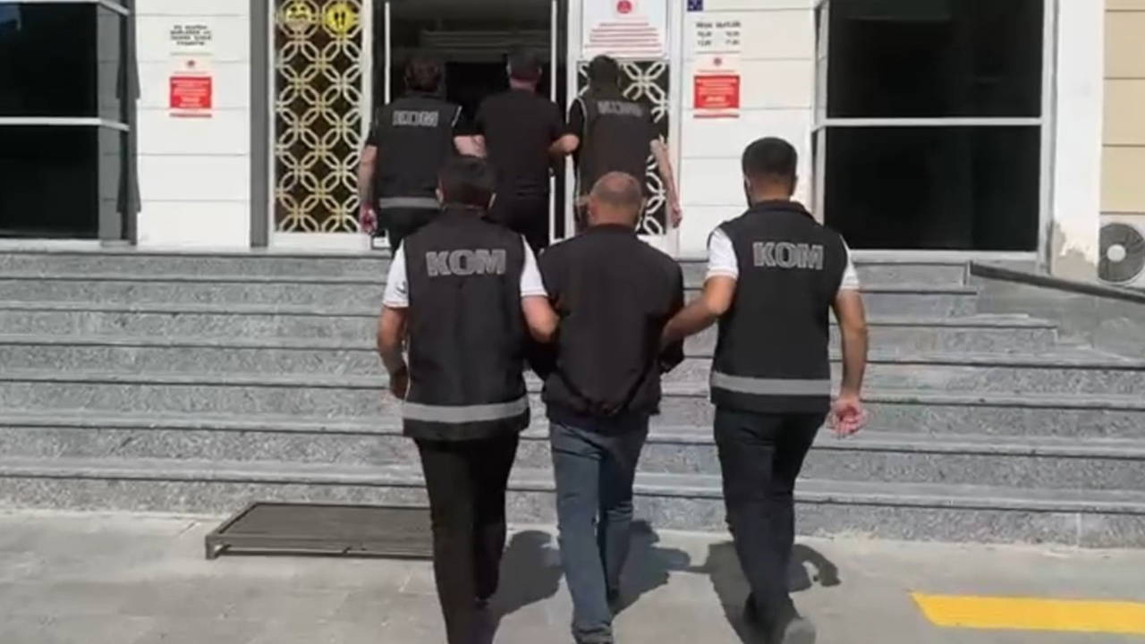 Kırşehir'de tefecilik ve yağma operasyonu: 2 kişi tutuklandı