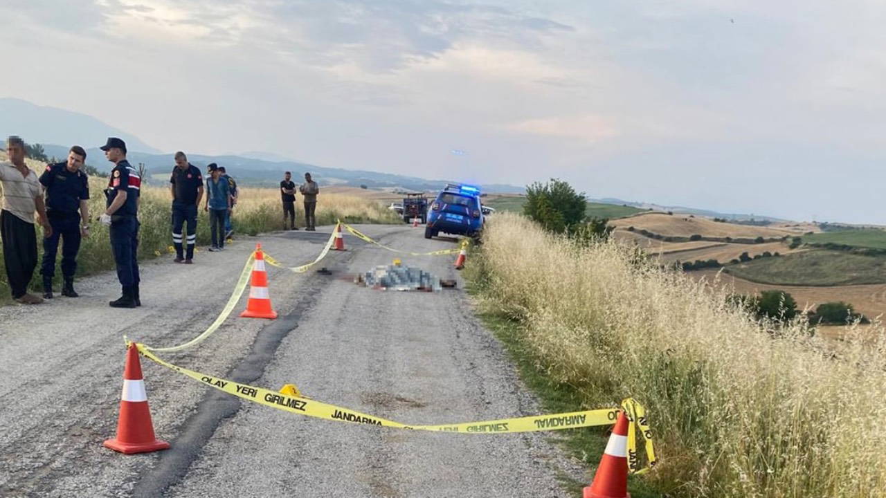 Kız kaçırma husumeti kanlı bitti: Baba ve oğlunu tarlada öldürdü