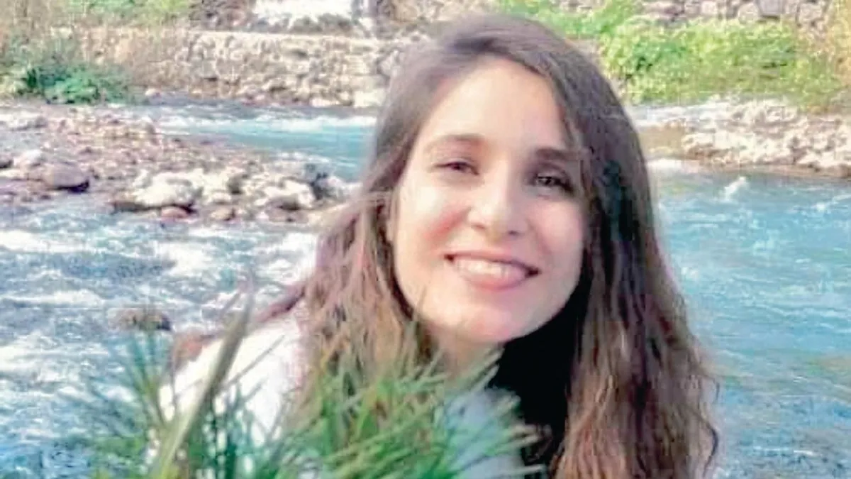 Kızının kemiklerini isteyen anneden eski valinin eşine çağrı