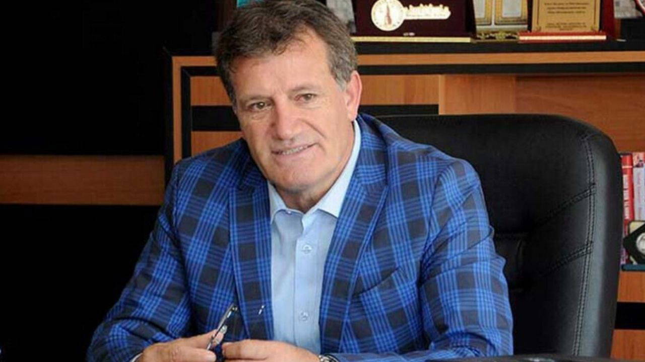 KKTC Ulaştırma Bakanı Erhan Arıklı Görevden Alındı