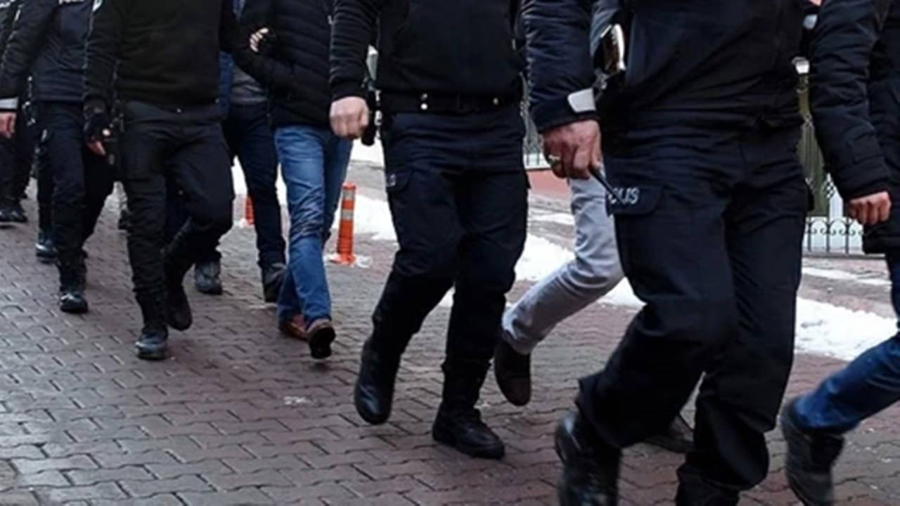 Kocaeli'de FETÖ'nün eğitim yapılanmasına operasyon: 15 gözaltı